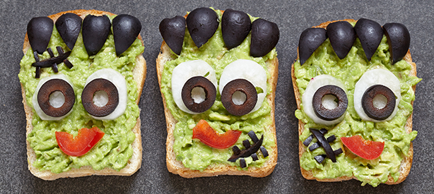 Frankenstein toast with avocado, olives and eggs-2B